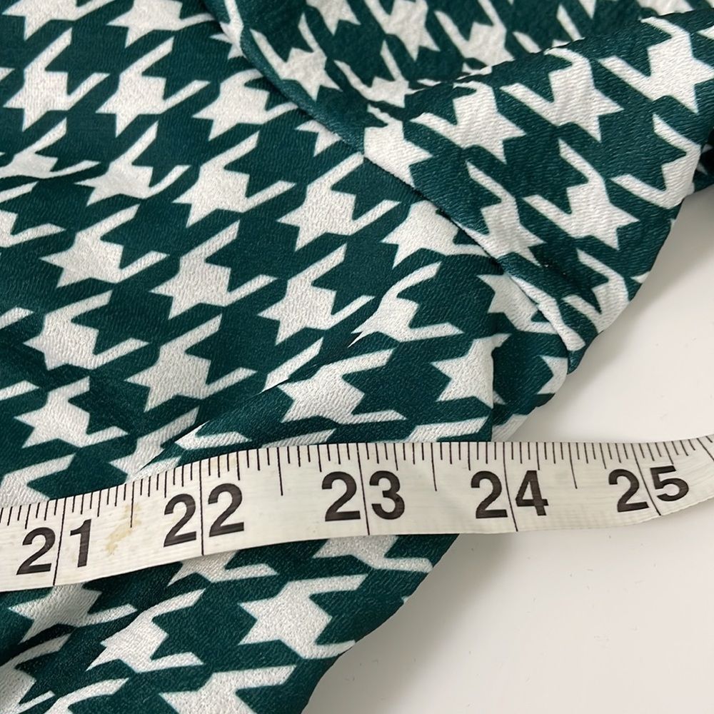 Plus Size Green Houndstooth Wrap Midi Dress - Picture 9 of 11
